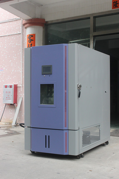 小型環(huán)境試驗艙圖片